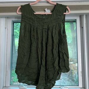 Dark green wide strap tank!